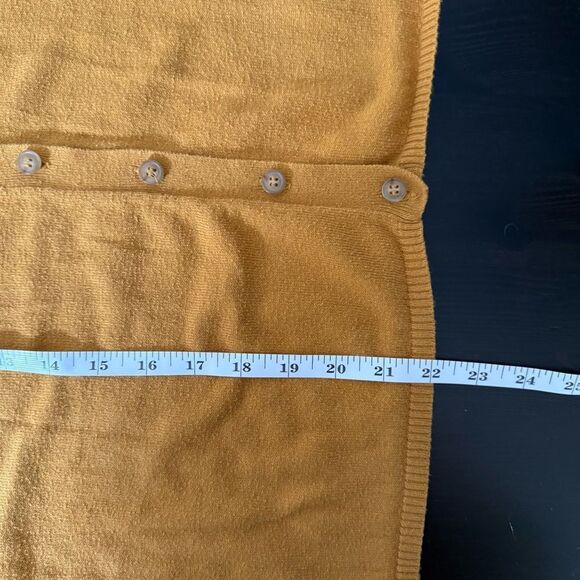 Simply Vera Vera Wang Cardigan Womens Sz XS Mustard Button Front Casual Colorful - Picture 11 of 11